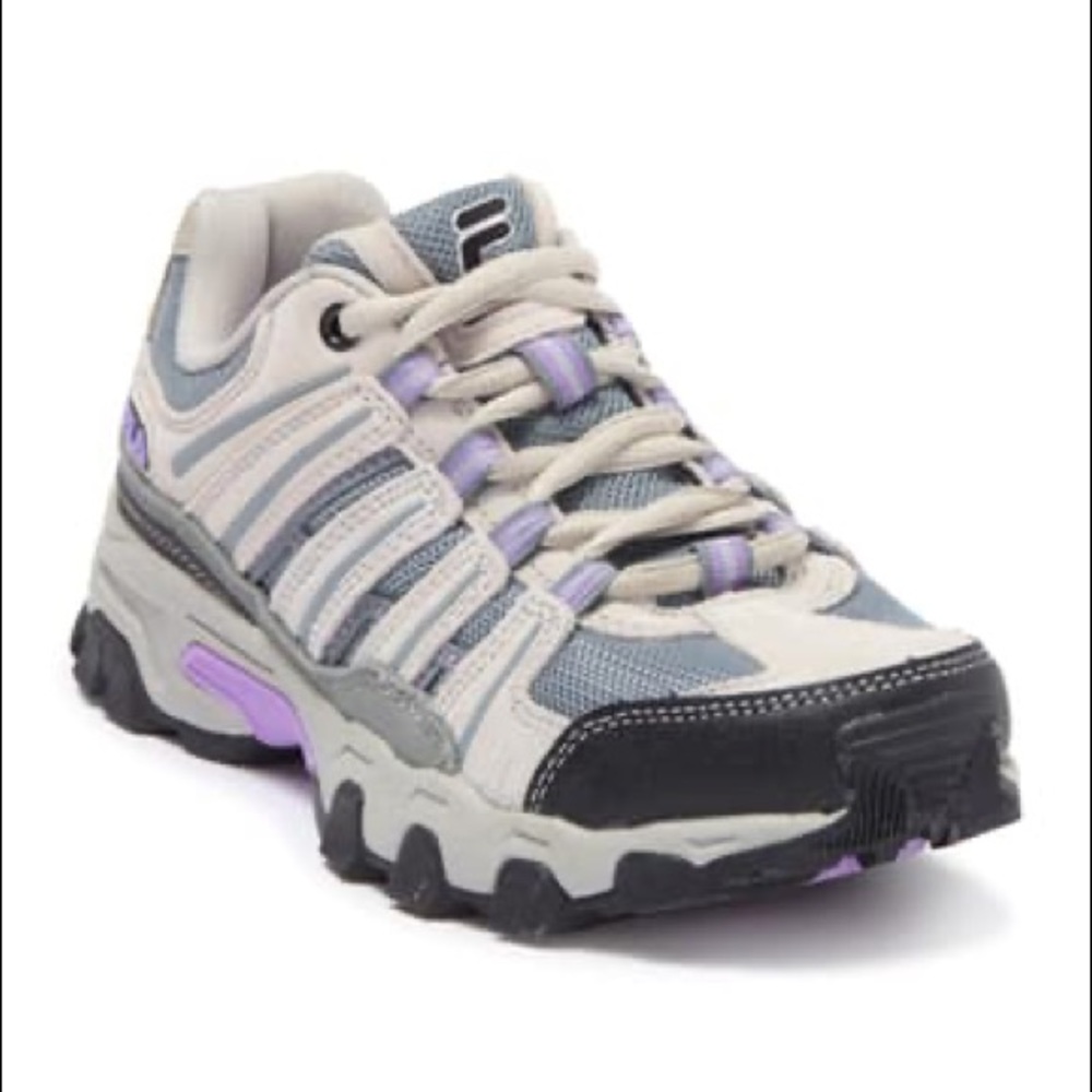 Women’s hiking shoes